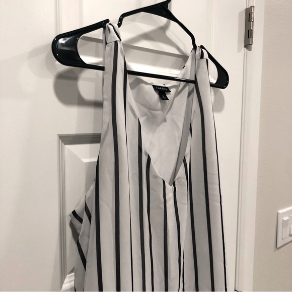 Torrid Swing Tank - Picture 3 of 5